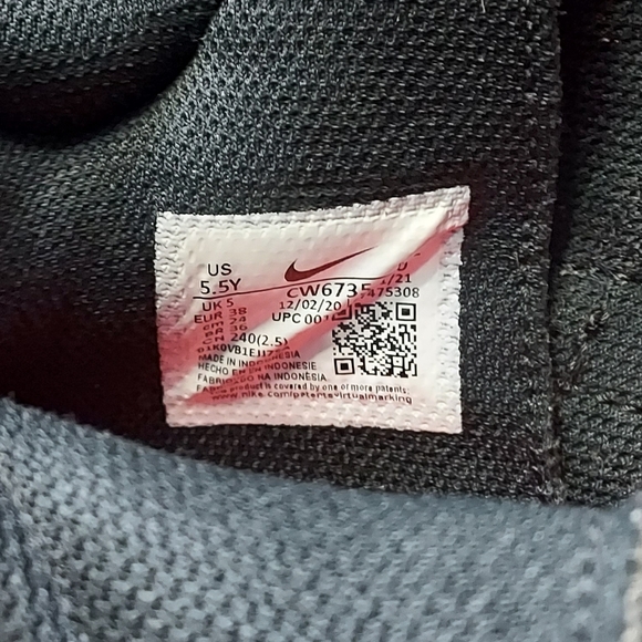 Nike, tennis shoes, bright red w/ black swoosh, youth size 5.5 - Picture 8 of 9